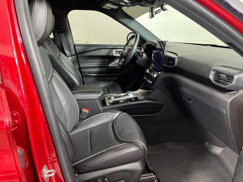 Used 2022 Ford Explorer ST w/ Equipment Group 401A AWD/4WD image 5