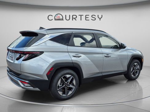 New 2026 Hyundai Tucson SEL FWD image 5