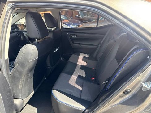 Used 2018 Toyota Corolla SE FWD image 17