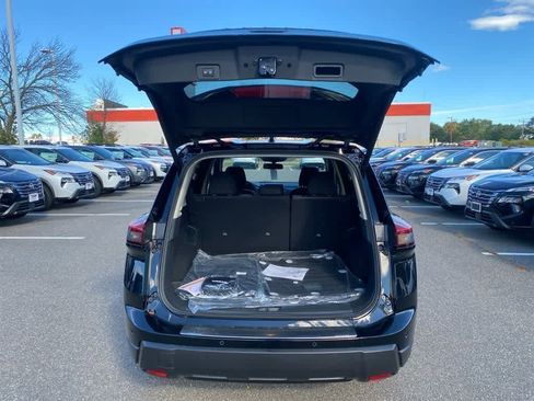 New 2026 Nissan Rogue SV image 6