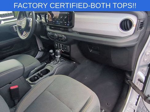 Certified 2024 Jeep Wrangler Unlimited Sahara w/ Dual Top Group AWD/4WD image 30