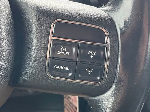 Used 2011 Jeep Wrangler Unlimited Sport image 7