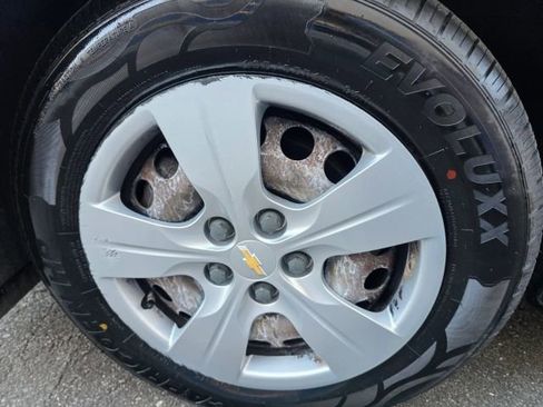 Used 2018 Chevrolet Cruze LS image 10