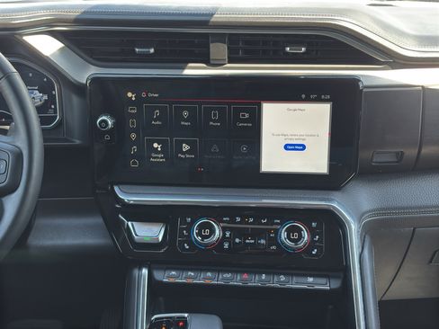 Certified 2024 GMC Sierra 1500 Denali w/ Technology Package AWD/4WD image 8