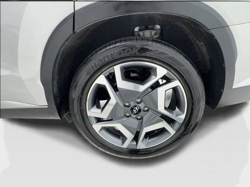 Used 2025 Hyundai Palisade Limited FWD image 11