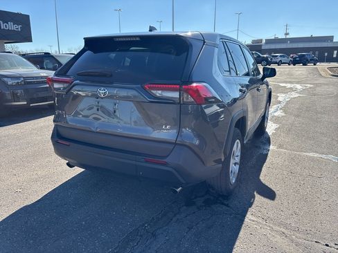 Used 2024 Toyota RAV4 LE image 7