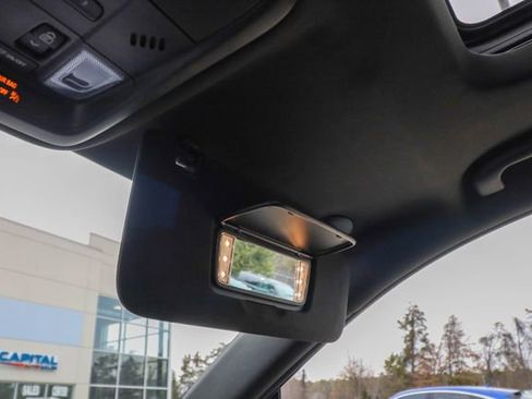 Used 2023 Cadillac XT6 Luxury image 61