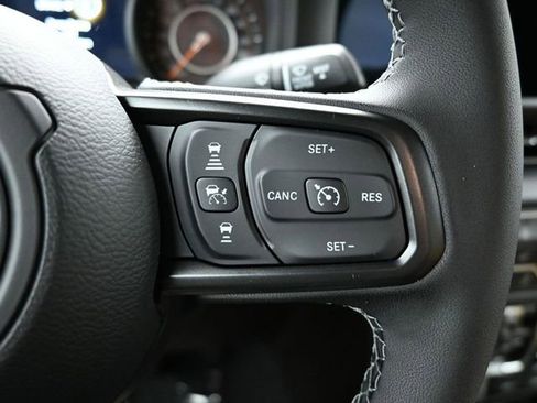 New 2026 Jeep Gladiator Sport AWD/4WD image 18
