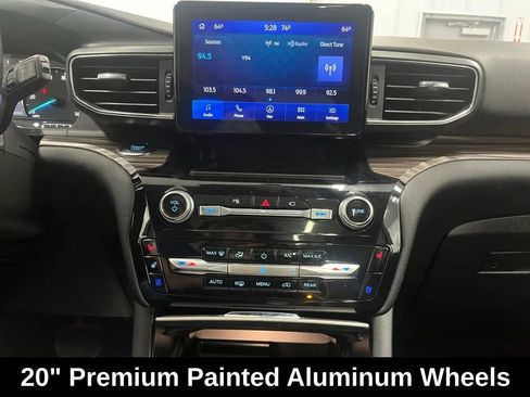 Used 2022 Ford Explorer Limited AWD/4WD image 17