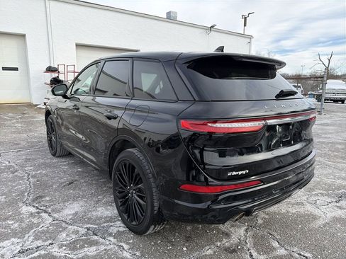 Certified 2023 Lincoln Corsair Standard w/ Equipment Group 101A image 3