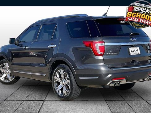 Used 2019 Ford Explorer Platinum AWD/4WD image 12