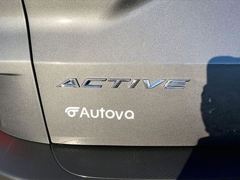 Used 2025 Ford Escape Active image 32