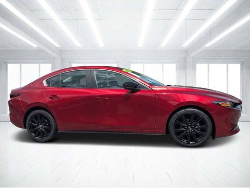 Used 2024 MAZDA MAZDA3 s FWD image 2