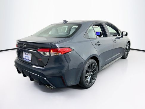 Used 2024 Toyota Corolla SE w/ SE Premium Package FWD image 5