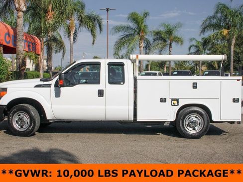 Used 2016 Ford F250 XL w/ Power Equipment Group RWD image 5