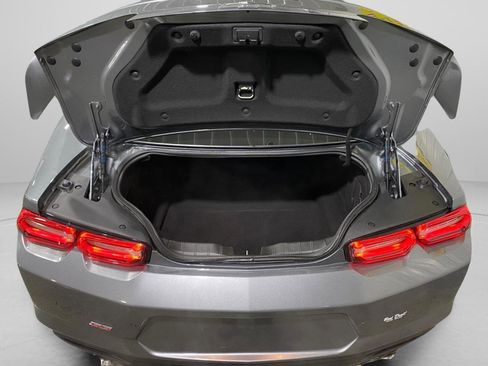 Used 2019 Chevrolet Camaro SS image 9