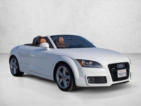 Used 2013 Audi TT 2.0T Prestige w/ Prestige Pkg image 3
