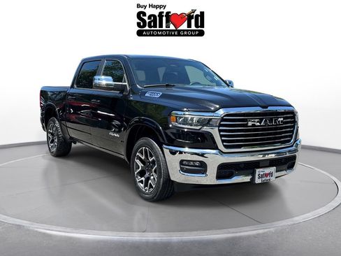 Used 2025 RAM 1500 Laramie AWD/4WD image 9