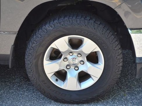 Used 2022 RAM 1500 Big Horn AWD/4WD image 10