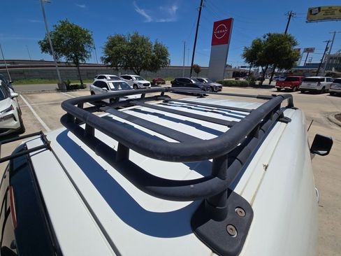 Used 2014 Toyota FJ Cruiser 4WD w/ Convenience Package image 25