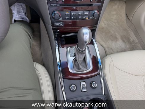 Used 2012 INFINITI G37 Convertible w/ Premium Pkg RWD image 9