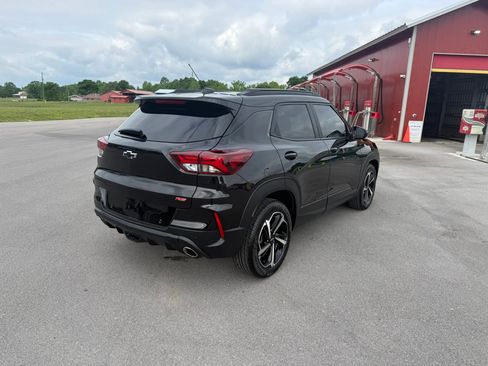 Used 2021 Chevrolet TrailBlazer RS w/ Sun and Liftgate Package FWD image 4