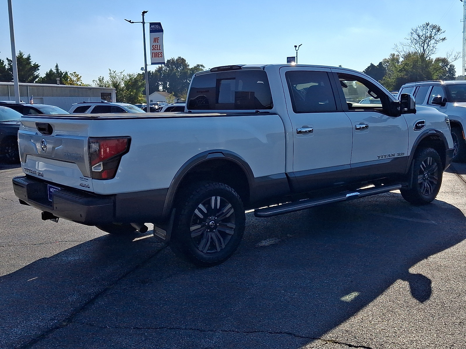 Used 2021 Nissan Titan Platinum Reserve w/ Moonroof Package AWD/4WD image 6