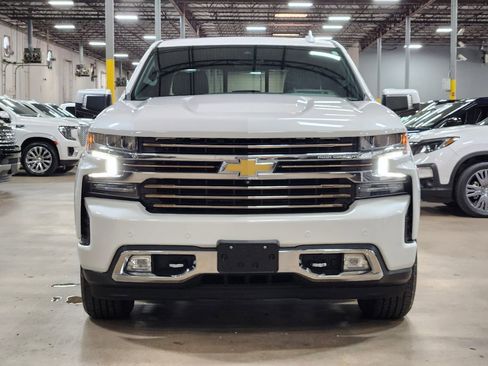 Used 2021 Chevrolet Silverado 1500 High Country w/ Technology Package AWD/4WD image 2