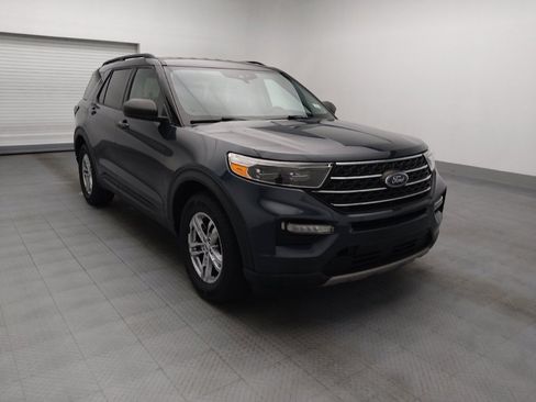 Used 2022 Ford Explorer XLT w/ Equipment Group 202A RWD image 14