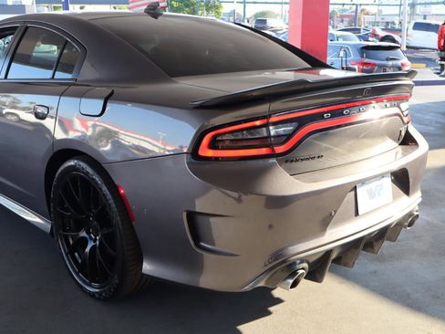 Used 2021 Dodge Charger Scat Pack w/ Plus Group RWD image 9