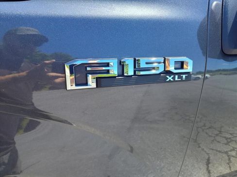Used 2018 Ford F150 XLT w/ Equipment Group 301A Mid AWD/4WD image 12