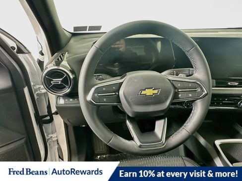 New 2026 Chevrolet Equinox LT w/ Safety and Technology Package AWD/4WD image 9