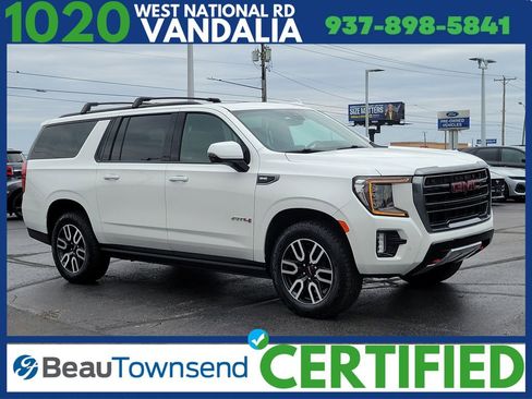 Used 2021 GMC Yukon XL AT4 w/ AT4 Premium Package AWD/4WD image 1