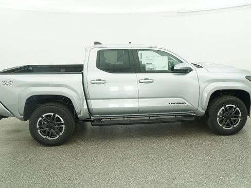 New 2025 Toyota Tacoma TRD Sport RWD image 39