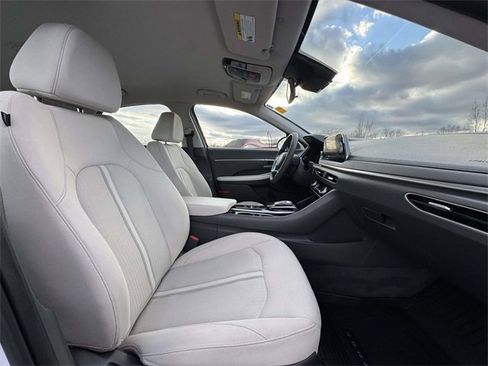 Used 2023 Hyundai Sonata SEL image 15