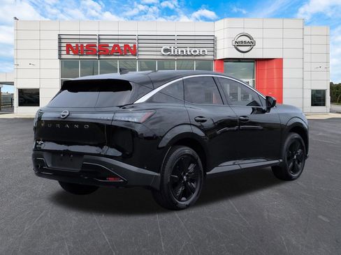 Used 2025 Nissan Murano SV AWD/4WD image 3