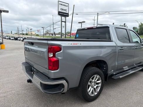 Used 2023 Chevrolet Silverado 1500 LT AWD/4WD image 22