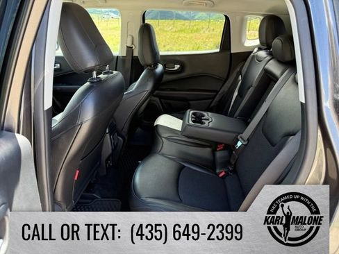 Used 2020 Jeep Compass Trailhawk w/ Cold Weather Group AWD/4WD image 26