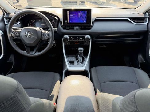 Used 2024 Toyota RAV4 LE image 2