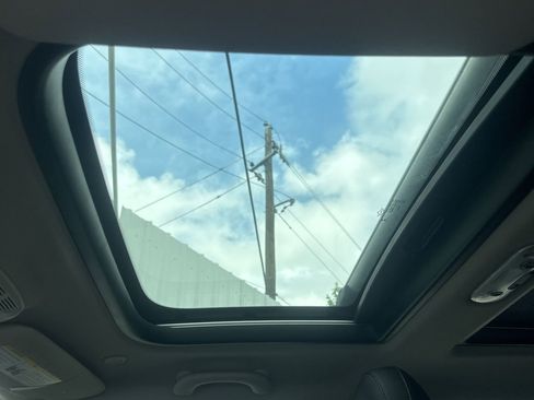 Used 2016 MINI Cooper Clubman image 19