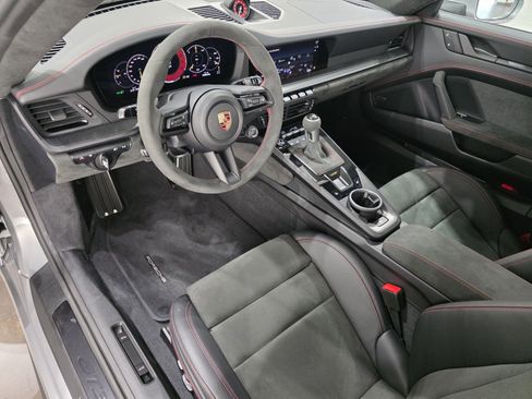 Used 2026 Porsche 911 GT3 image 7