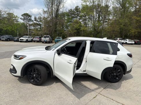 Certified 2024 Honda HR-V Sport image 17