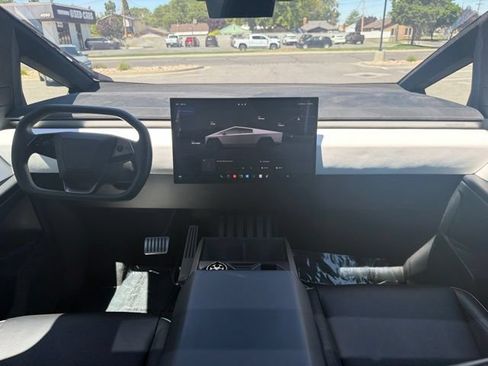 Used 2024 Tesla Cybertruck Cyberbeast AWD/4WD image 16