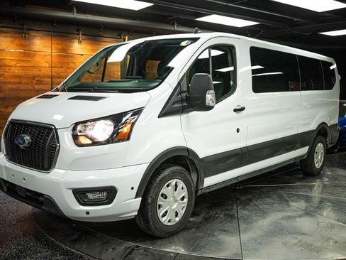 Used 2024 Ford Transit 350 XLT image 2