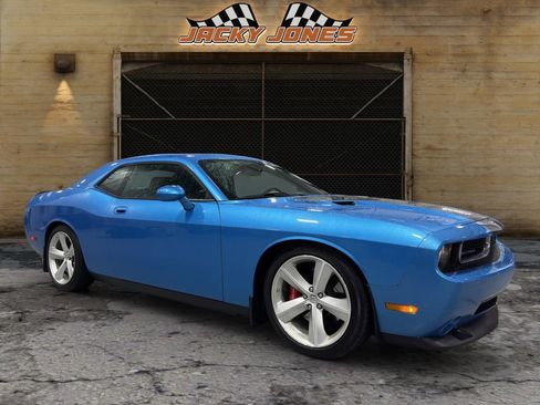 Used 2010 Dodge Challenger SRT8 w/ SRT Option Group II image 11