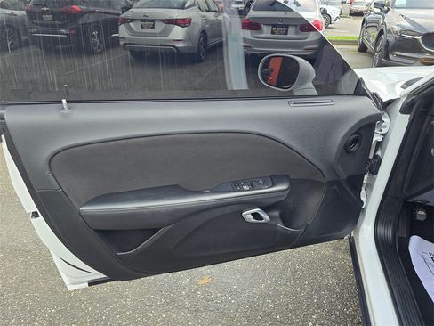 Used 2022 Dodge Challenger R/T image 18