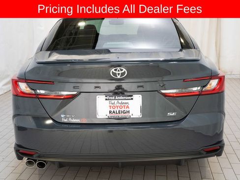 Certified 2025 Toyota Camry SE FWD image 4