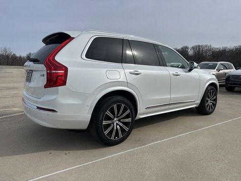 Certified 2023 Volvo XC90 B5 Plus image 9
