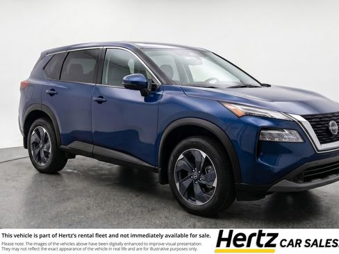 Used 2025 Nissan Rogue SV AWD/4WD image 1