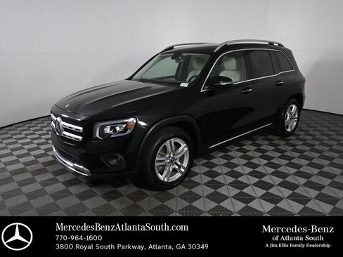Certified 2020 Mercedes-Benz GLB 250 image 1